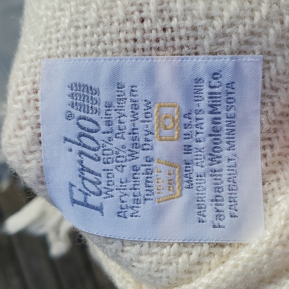 Vintage 80s Faribault Woolen Mills Embroidered Christmas Tree Wool Blanket - Picture 11 of 11